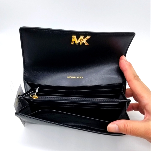 NWT Michael Kors Black Large Travel Carryall Leather Wallet Billfold Coin - Picture 12 of 13